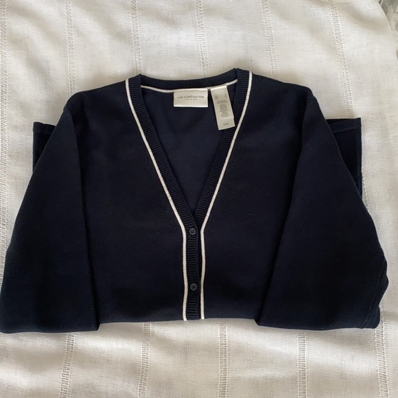 Dark Navy with white piping Liz Claiborne cardigan. - Picture 3 of 10